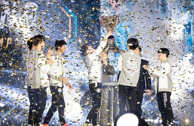 BLG胜JDG引热议：Scout状态存疑，Knight决胜局引争议-多宝电竞